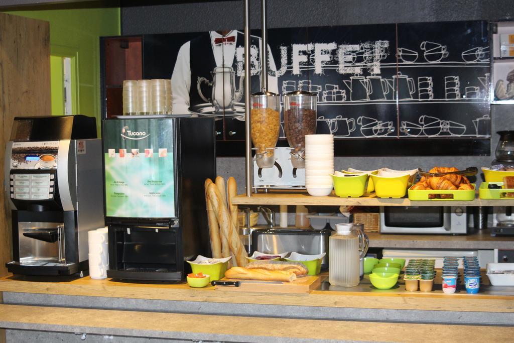 Ibis Budget Laval Hotel