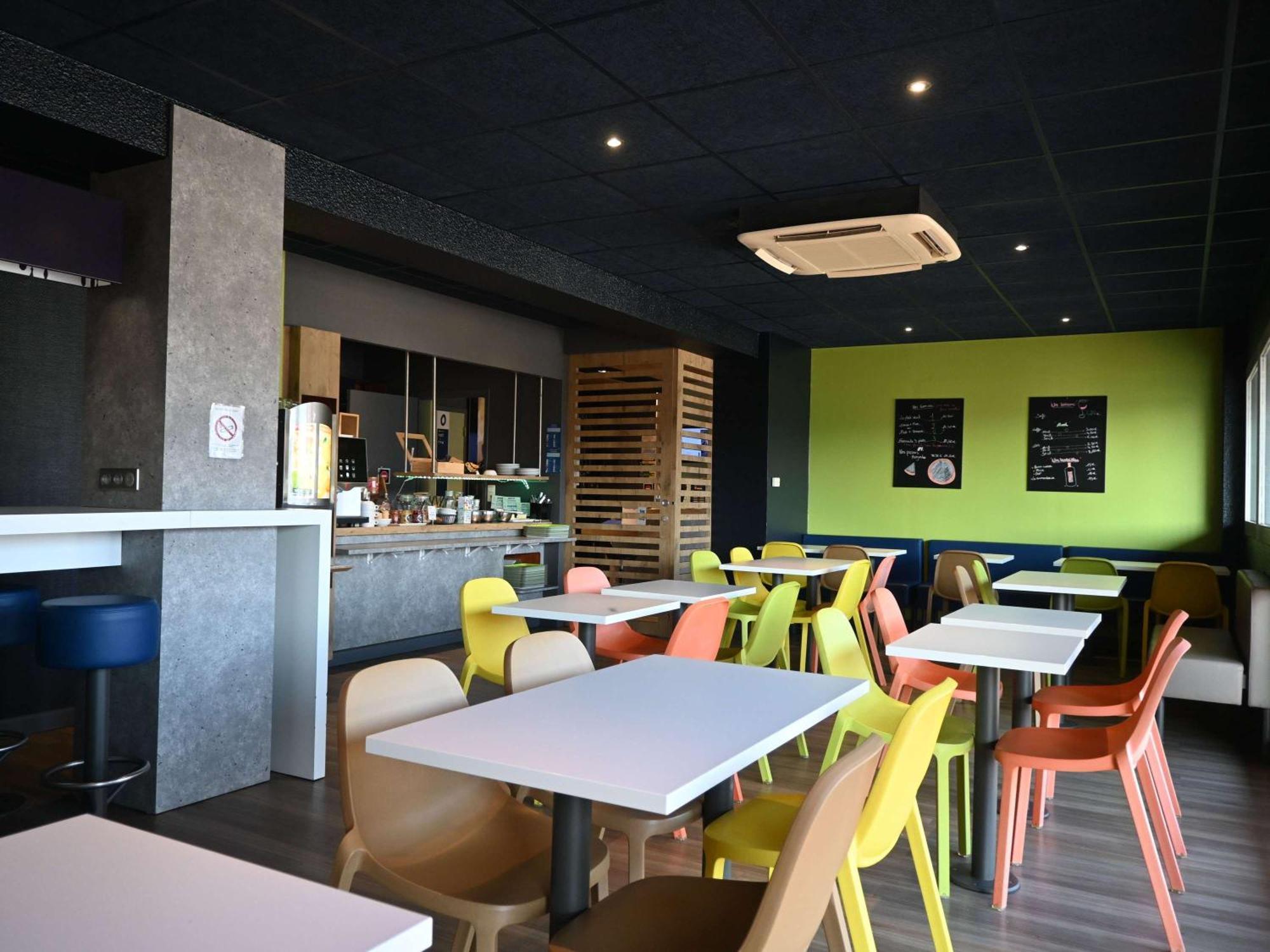 Hotel Ibis Budget Laval Bonchamp Les Laval