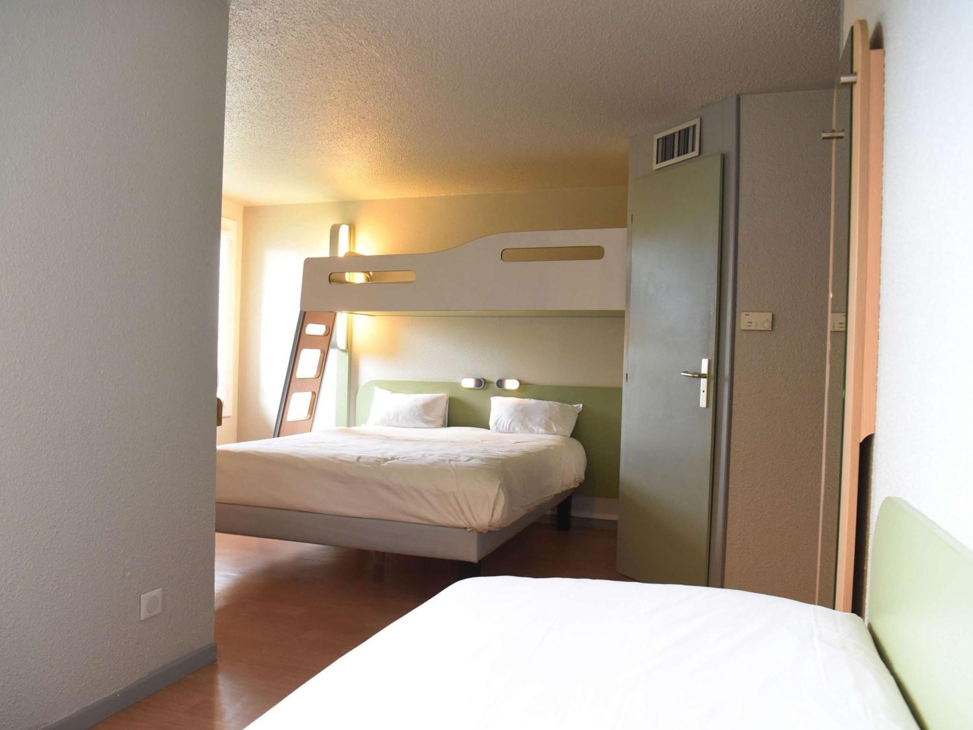 Ibis Budget Laval Hotel 2*