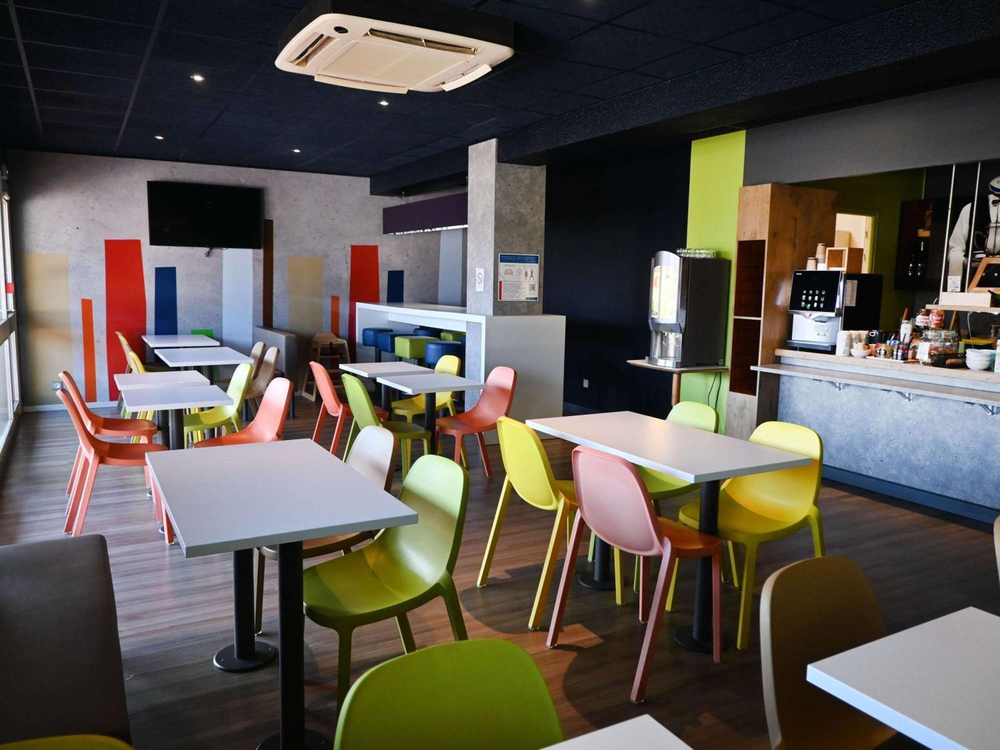 Hotel Ibis Budget Laval Bonchamp Les Laval
