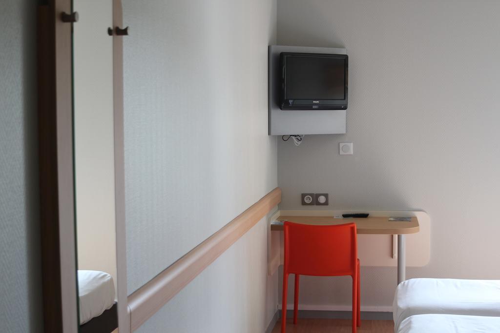 Ibis Budget Laval Hotel